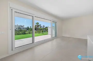 2 bedroom Apartment for Sale in Estepona-70642