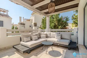 3 bedroom House for Sale in Estepona-70713