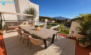 2 bedroom Apartment for Sale in Benahavís-2539