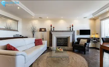 2 bedroom Apartment for Sale in Fuengirola-2559