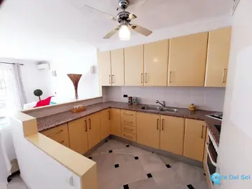 4 bedroom House for Sale in Calahonda-71164