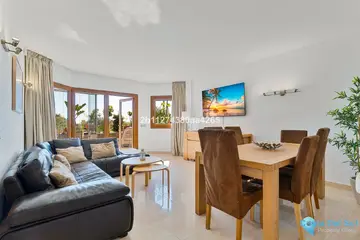 2 bedroom Apartment for Sale in Benalmadena-71216
