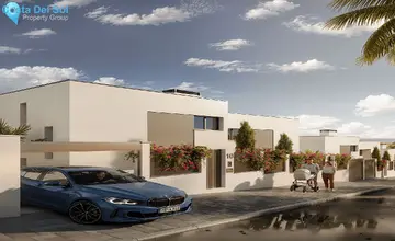 3 bedroom House for Sale in Manilva