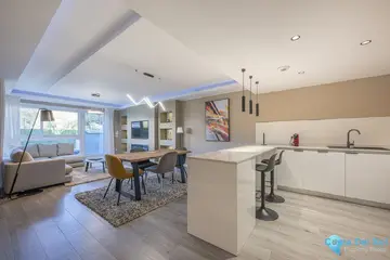 2 bedroom Apartment for Sale in Benahavís-71749