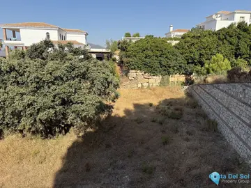2287m2 Plot for Sale in Valtocado-71956