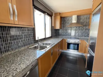 3 bedroom Apartment for Sale in New Golden Mile-72202