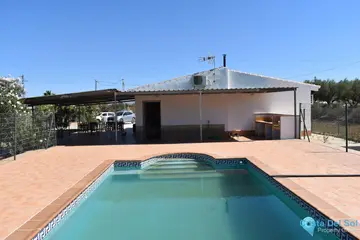 2 bedroom House for Sale in Alhaurín el Grande-72286