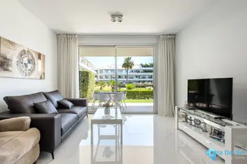 3 bedroom Apartment for Sale in Bel Air-73189