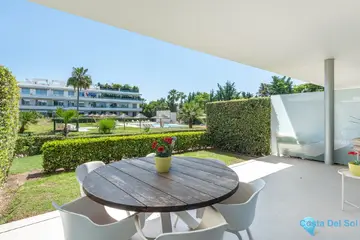3 bedroom Apartment for Sale in Bel Air-73198