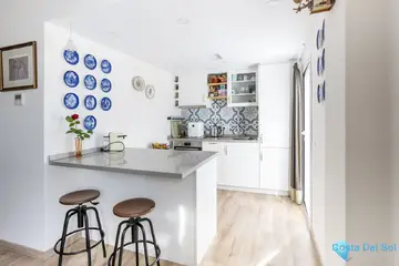 2 bedroom Apartment for Sale in Nueva Andalucía-73241