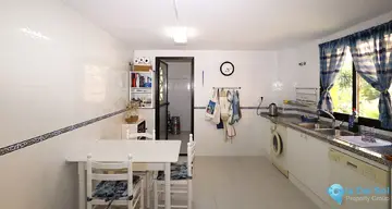 3 bedroom Apartment for Sale in Selwo-73300