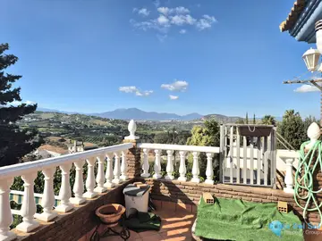4 bedroom House for Sale in Alhaurín el Grande-73525
