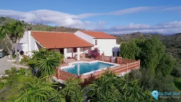 6 bedroom House for Sale in Alora-73801