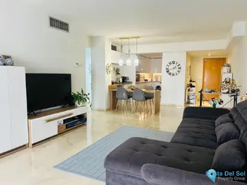 3 bedroom Apartment for Sale in Guadalmina Alta-74008