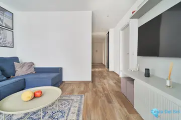 2 bedroom Apartment for Sale in Elviria-74105