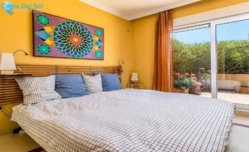 4 bedroom House for Sale in Riviera del Sol-2901