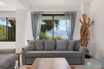 2 bedroom Apartment for Sale in La Mairena-75150