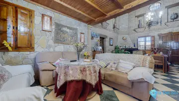 4 bedroom House for Sale in Bobadilla-75239