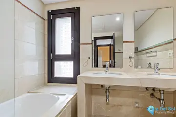 4 bedroom House for Sale in Benahavís-75405