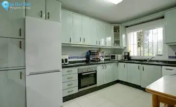 3 bedroom House for Sale in Estepona-3032