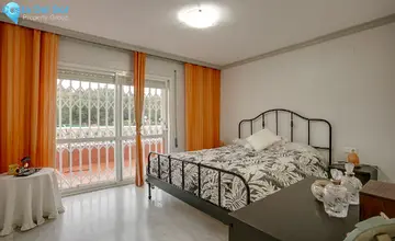 3 bedroom House for Sale in Estepona-3035