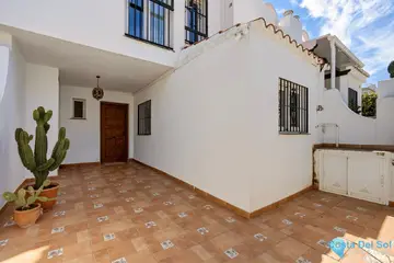 5 bedroom House for Sale in Torremolinos-75518