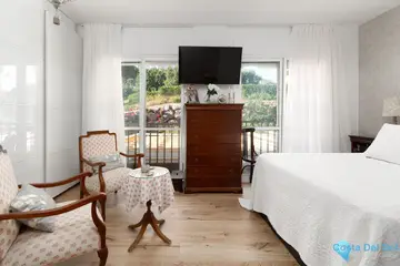 4 bedroom House for Sale in Sierrezuela-75658