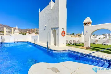 2 bedroom Apartment for Sale in Benalmadena Costa-75670
