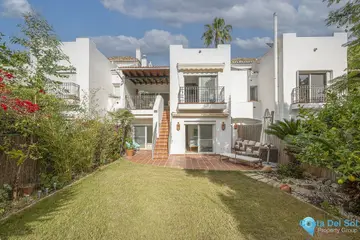 3 bedroom House for Sale in Istán