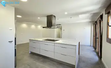 3 bedroom Apartment for Sale in Málaga Centro-3069