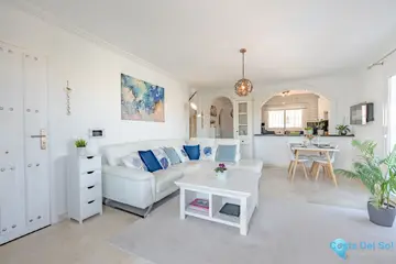 3 bedroom House for Sale in Riviera del Sol-75883