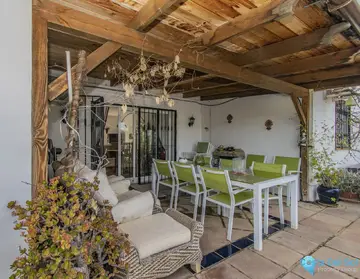 5 bedroom House for Sale in Monda-76018