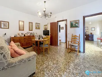 5 bedroom House for Sale in Estepona-76099