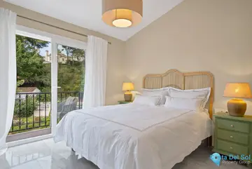 2 bedroom House for Sale in Calahonda