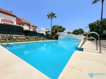 3 bedroom House for Sale in Estepona-76463