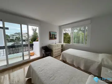 2 bedroom Apartment for Sale in Río Real-76559