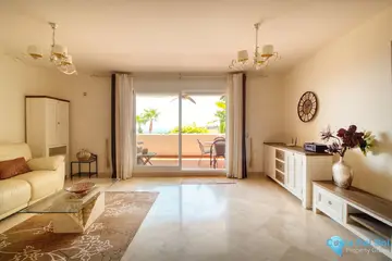 4 bedroom House for Sale in Manilva-76700
