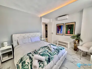 2 bedroom Apartment for Sale in Marbella-76743