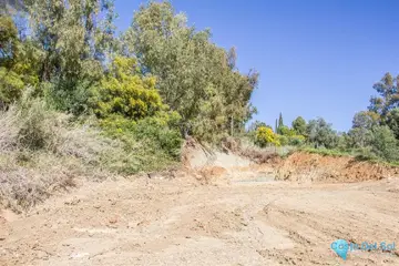 1042m2 Plot for Sale in Benahavís-77048