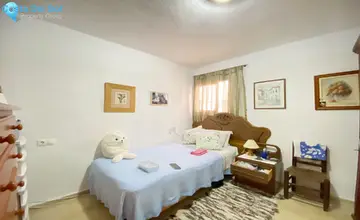 4 bedroom House for Sale in Marbella-3205