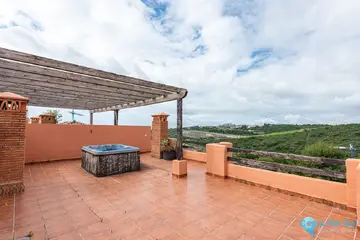 2 bedroom Apartment for Sale in Casares