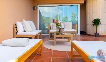 2 bedroom Apartment for Sale in Nueva Andalucía-77221