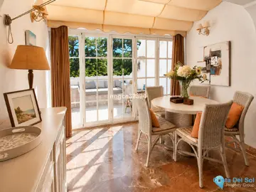 3 bedroom Apartment for Sale in Puerto Banús-77303