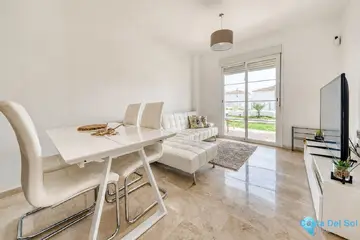 2 bedroom Apartment for Sale in La Duquesa-97459