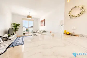 3 bedroom Apartment for Sale in La Duquesa-97480