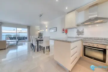 2 bedroom Apartment for Sale in Calahonda-97564