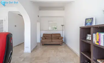 4 bedroom House for Sale in La Quinta-3237