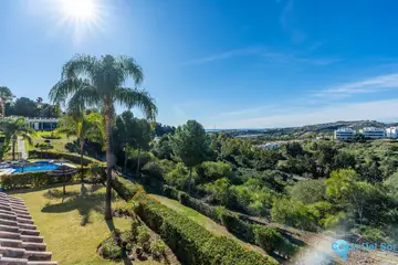 4 bedroom Apartment for Sale in Benahavís-97737