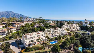 4 bedroom Apartment for Sale in Benahavís-97738