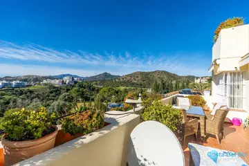 4 bedroom Apartment for Sale in Benahavís-97739